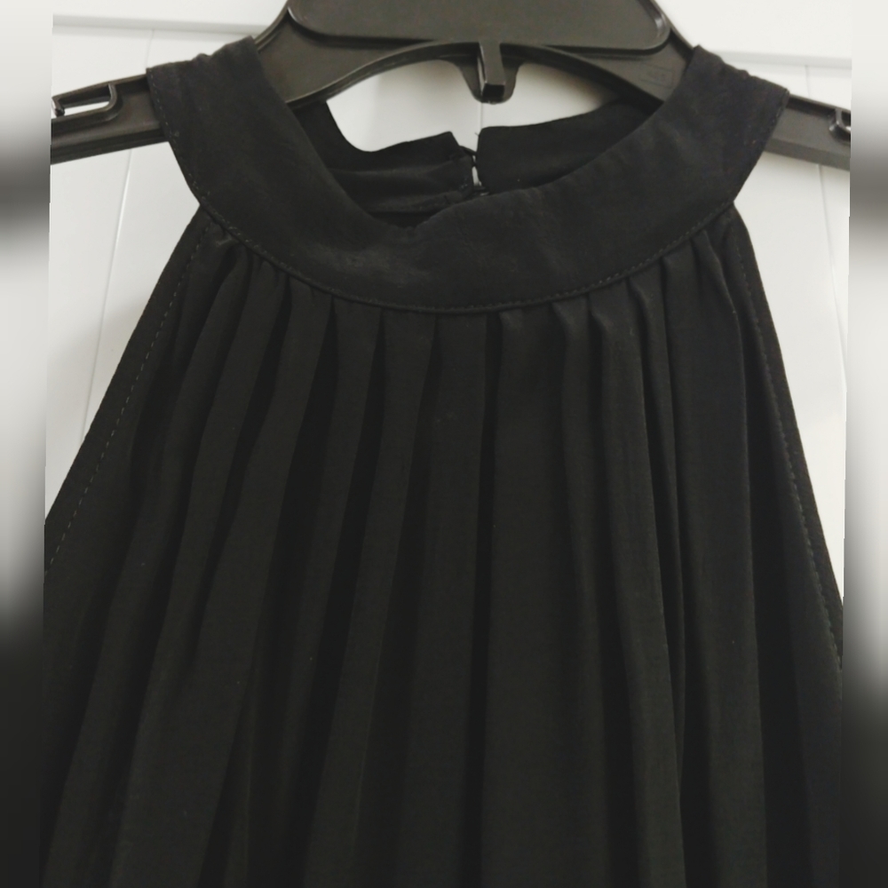 Classy boho chic dress w neck closure/ cutout back
